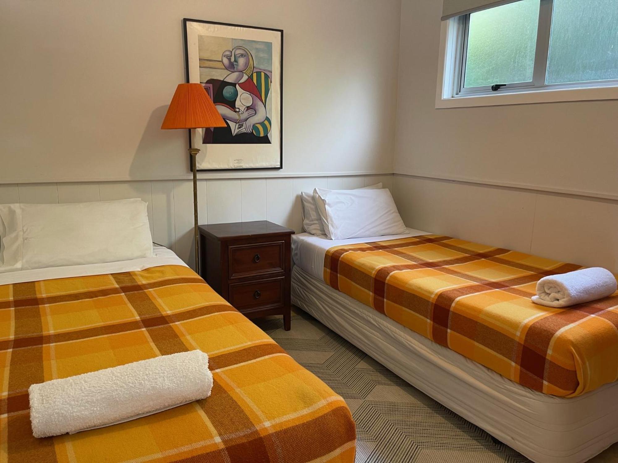 Driftwood Lodge Beachfront, Cable Bay, Northland クーパース・ビーチ エクステリア 写真