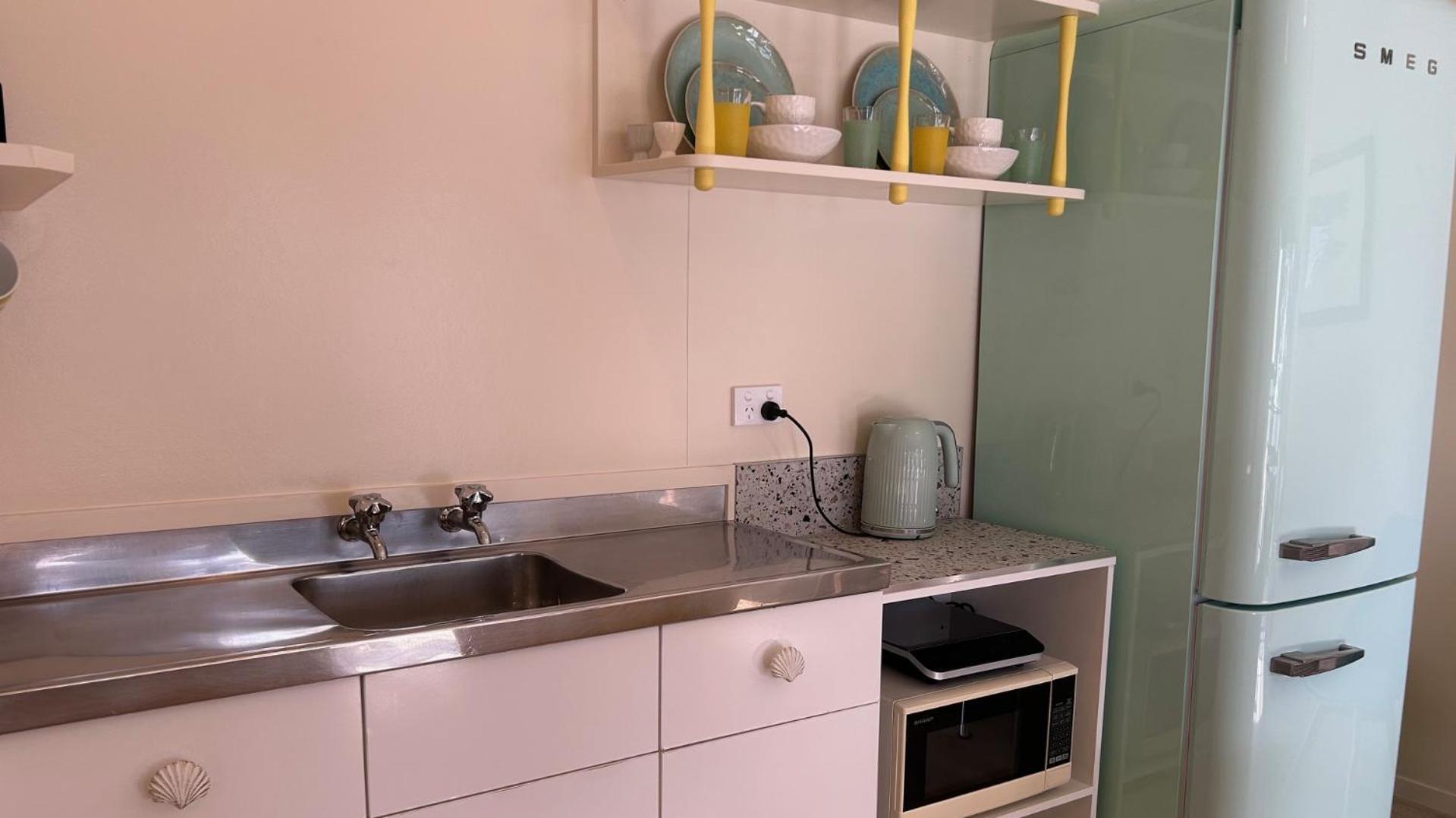 Driftwood Lodge Beachfront, Cable Bay, Northland クーパース・ビーチ エクステリア 写真