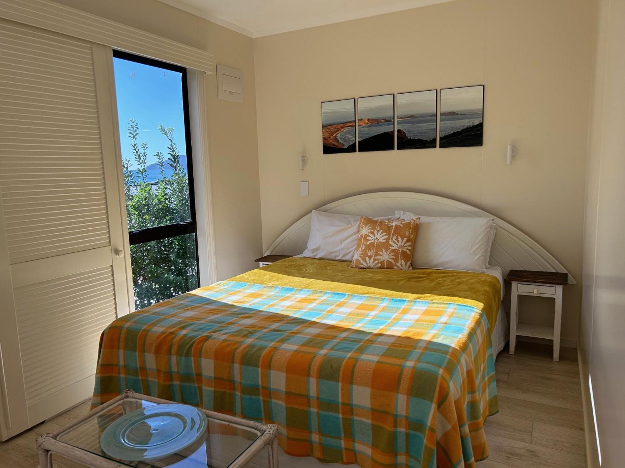 Driftwood Lodge Beachfront, Cable Bay, Northland クーパース・ビーチ エクステリア 写真