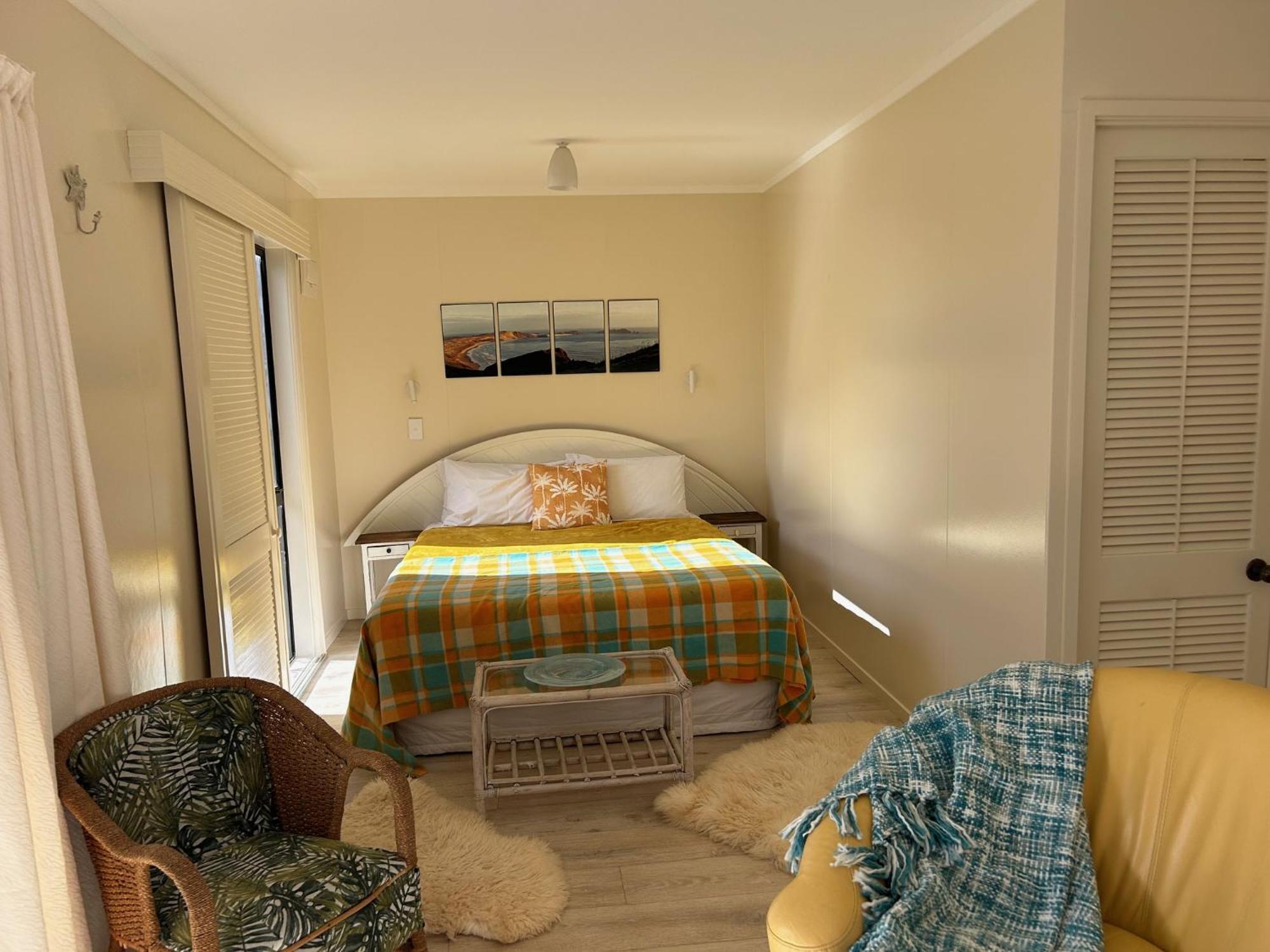 Driftwood Lodge Beachfront, Cable Bay, Northland クーパース・ビーチ エクステリア 写真